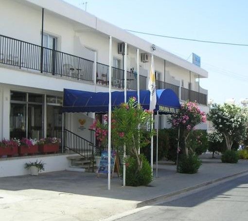 Ξενοδοχείο με διαμερίσματα Pavlinia &