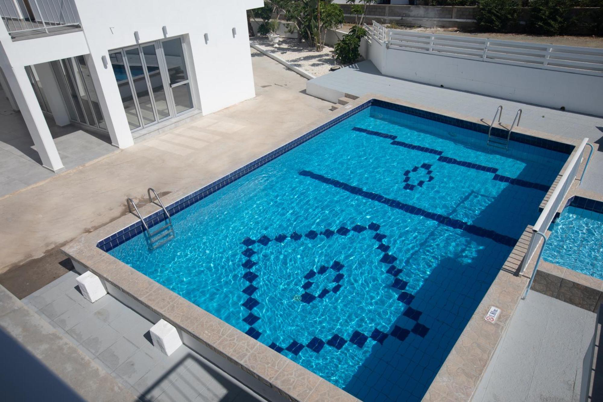 Appart hôtel Pavlinia & Ayía Nápa